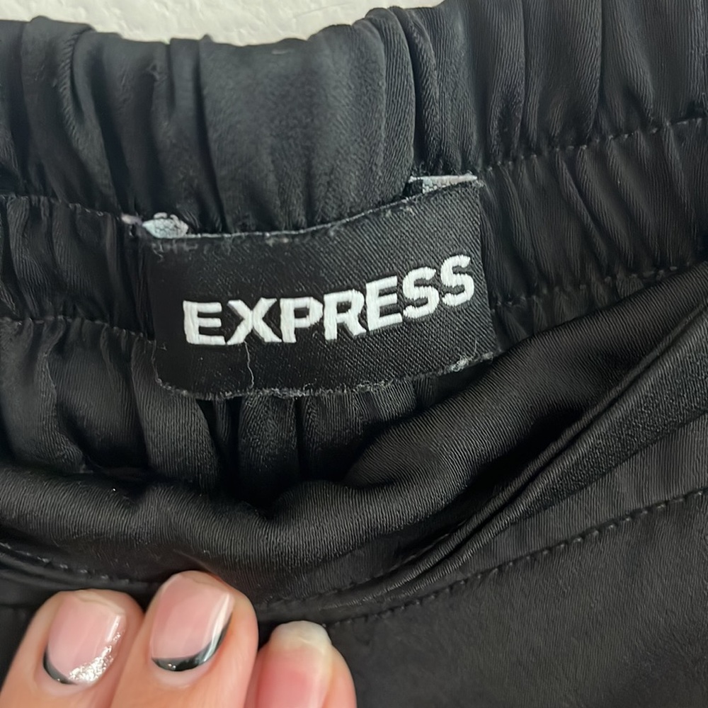 Express pants - Picture 2 of 2